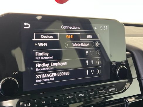 Used 2022 Nissan Pathfinder SL w/ SL Black Package FWD image 36