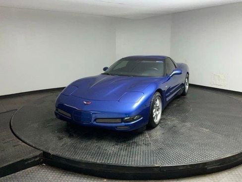 Used 2002 Chevrolet Corvette Z06 w/ Memory Pkg RWD image 3