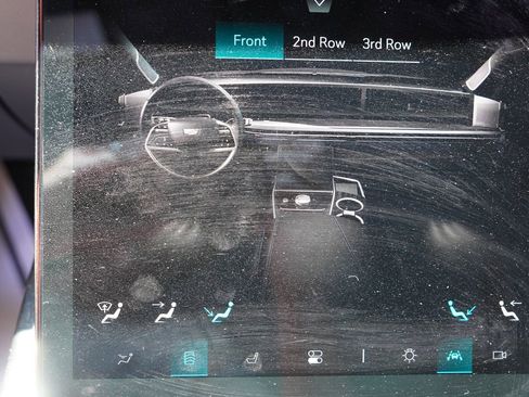 Used 2025 Cadillac Escalade IQ Luxury 2 w/ LPO, Premium Carpet Package AWD/4WD image 36