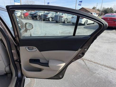Used 2012 Honda Civic LX image 12