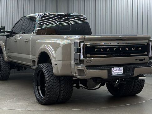 Used 2026 Ford F450 Platinum w/ Platinum Plus Package image 3