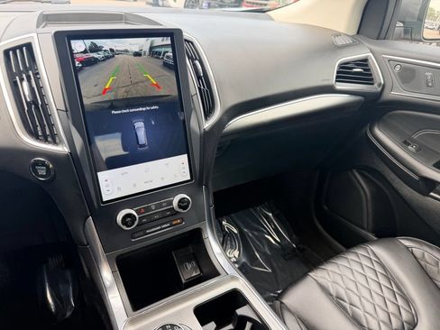 Used 2023 Ford Edge Titanium AWD/4WD image 19