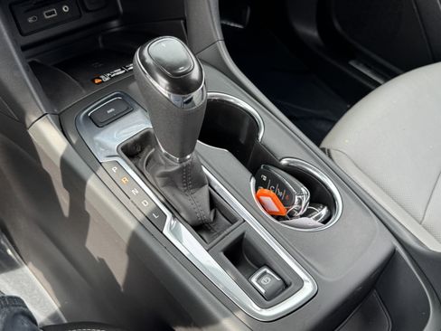 Used 2021 Chevrolet Equinox Premier image 29