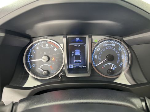 Used 2023 Toyota Tacoma TRD Sport image 26