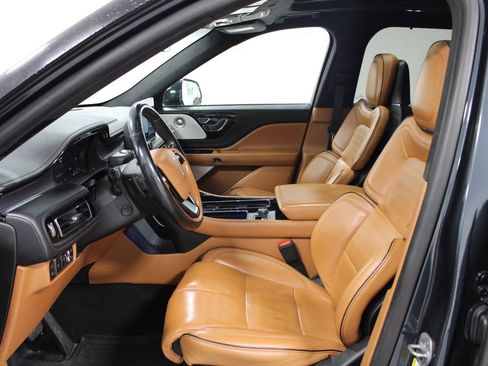 Used 2023 Lincoln Aviator Black Label Grand Touring image 22