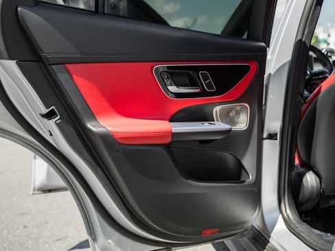 Used 2024 Mercedes-Benz GLC 43 AMG 4MATIC image 29