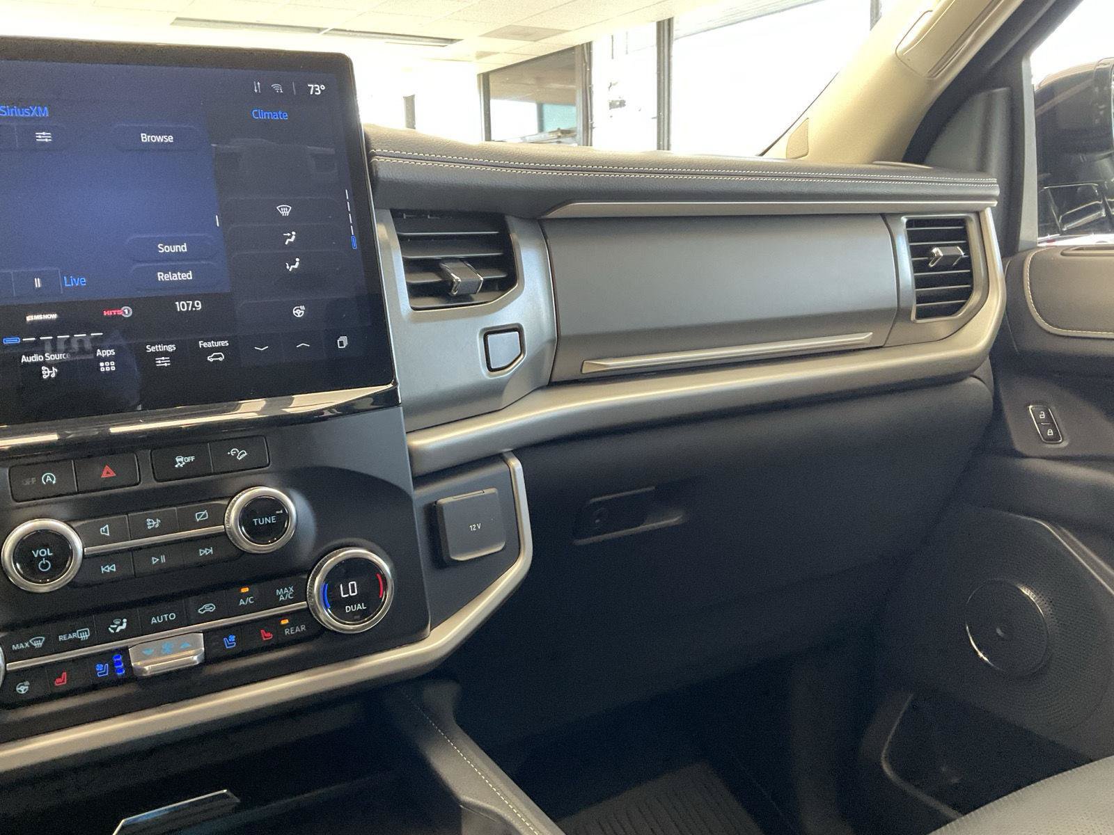 Used 2023 Ford Expedition Max XLT AWD/4WD image 16