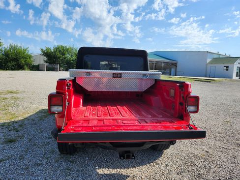 Used 2020 Jeep Gladiator Sport w/ Quick Order Package 24S AWD/4WD image 8