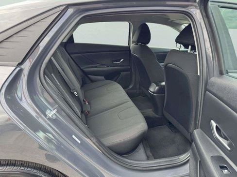 Used 2023 Hyundai Elantra SEL FWD image 46