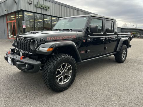 Used 2024 Jeep Gladiator Mojave image 9