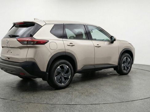 Used 2025 Nissan Rogue SV image 9