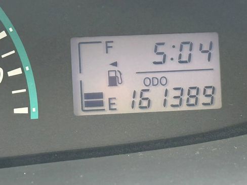 Used 2012 Toyota Yaris Sedan 4D image 16