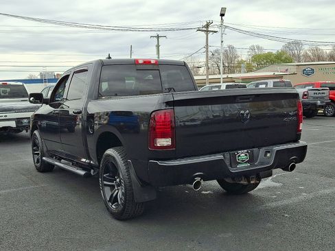 Used 2017 RAM 1500 Sport w/ Black Ram 1500 Sport Group image 8