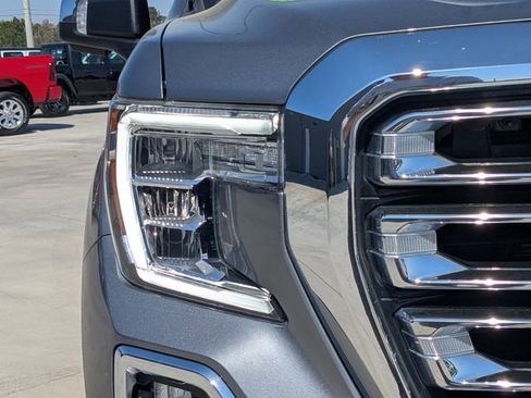 Used 2021 GMC Sierra 1500 SLT w/ SLT Premium Plus Package image 9