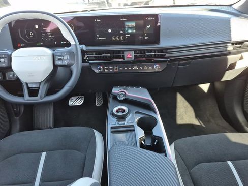 New 2025 Kia EV6 GT-Line image 13