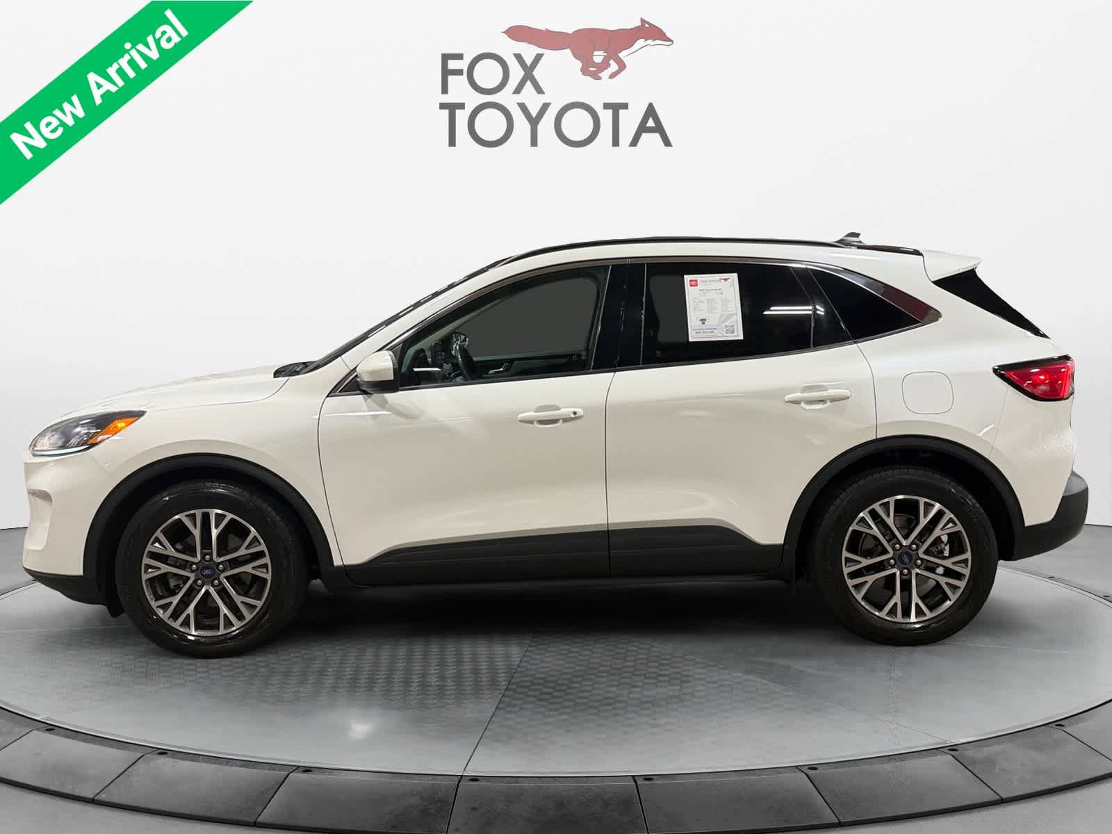 Used 2020 Ford Escape SEL FWD image 3