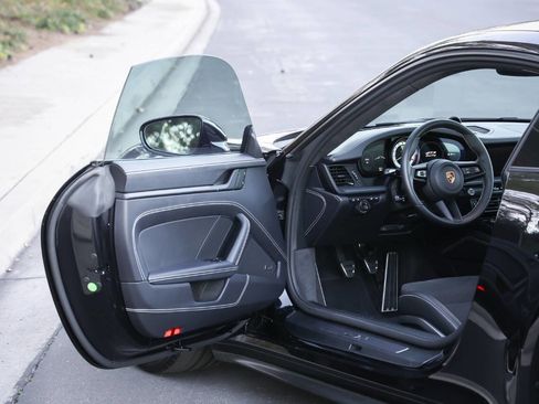 Used 2024 Porsche 911 GT3 image 67