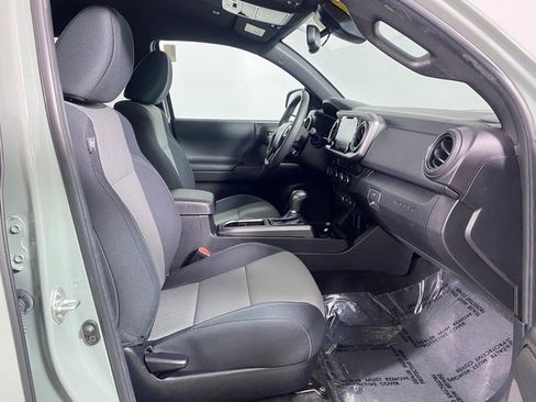 Certified 2023 Toyota Tacoma TRD Sport image 8