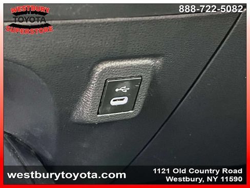 Certified 2026 Toyota Corolla SE FWD image 35
