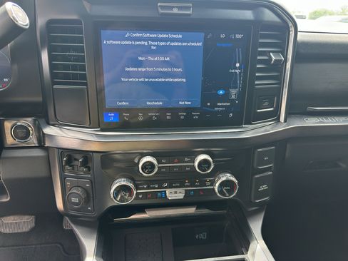 Used 2025 Ford F250 Lariat AWD/4WD image 21