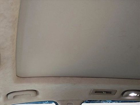 Used 2022 Cadillac XT6 Sport w/ Platinum Package image 14