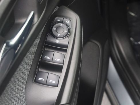Used 2022 Chevrolet TrailBlazer LT AWD/4WD image 27