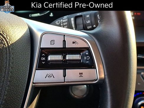 Certified 2023 Kia Telluride LX image 24