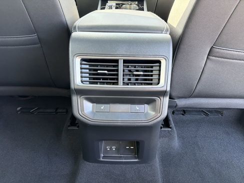 New 2026 Volkswagen Atlas Cross Sport SEL Premium R-Line AWD/4WD image 21