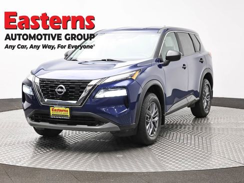 Used 2023 Nissan Rogue S AWD/4WD image 1