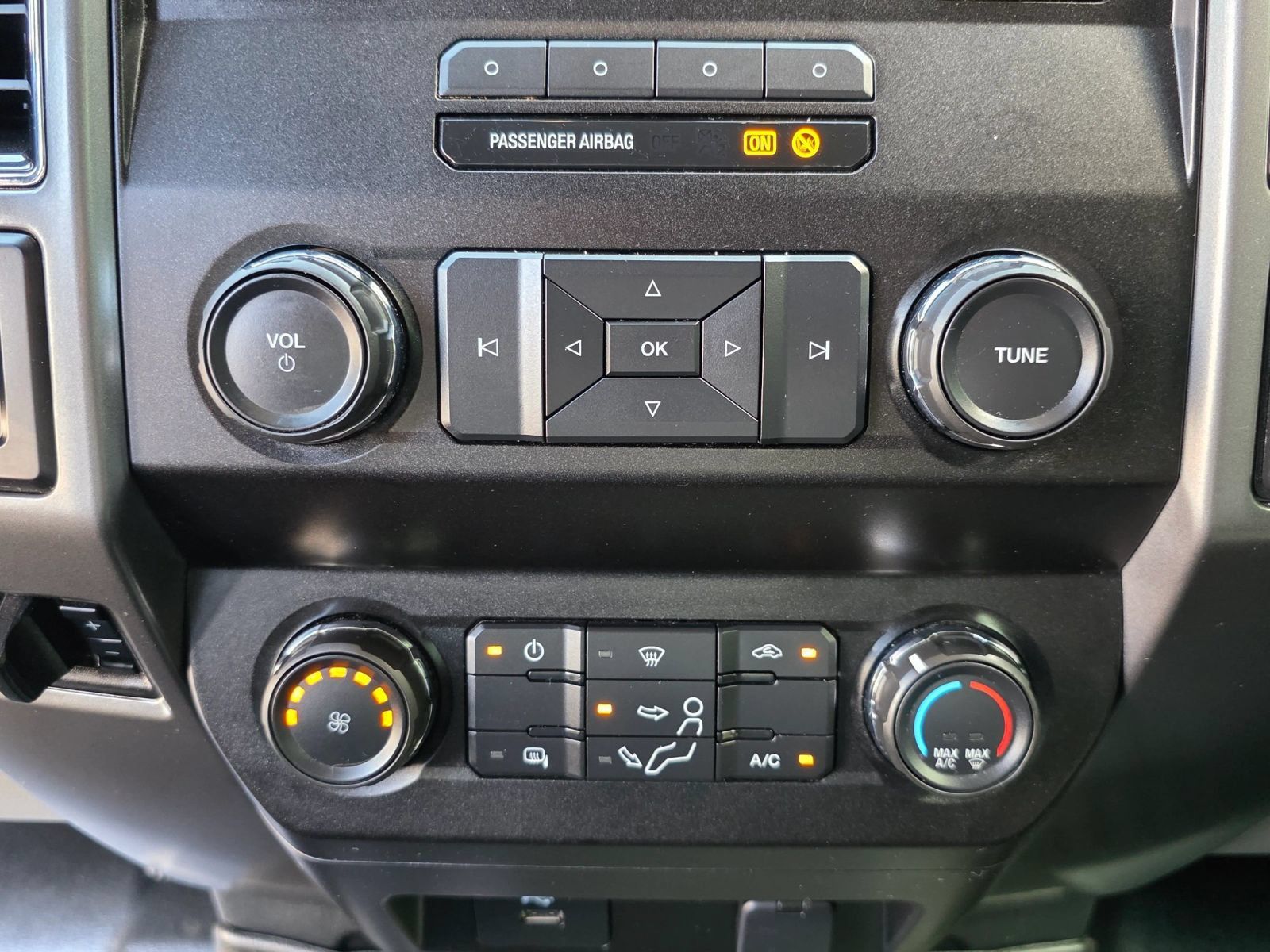 Used 2019 Ford F250 XLT AWD/4WD image 15