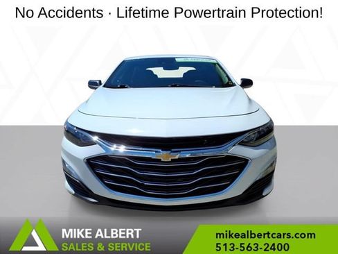 Used 2024 Chevrolet Malibu LS FWD image 2