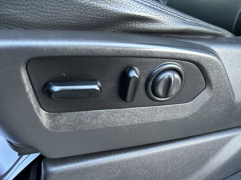 Used 2021 GMC Sierra 1500 Denali w/ Denali Ultimate Package image 21