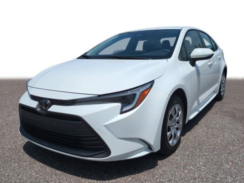 Certified 2026 Toyota Corolla LE FWD image 1