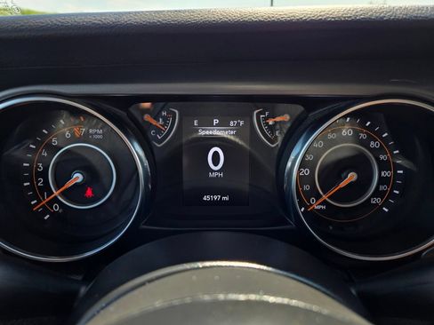 Used 2023 Jeep Gladiator Sport AWD/4WD image 22