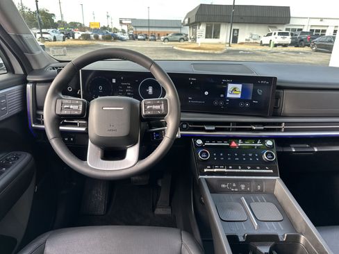 Used 2024 Hyundai Santa Fe Limited image 15