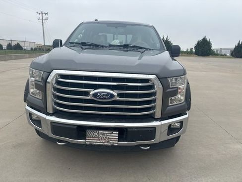 Used 2017 Ford F150 XLT w/ Equipment Group 302A Luxury AWD/4WD image 2