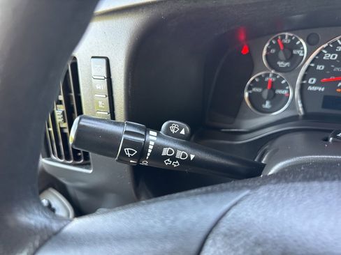 Used 2021 GMC Savana 3500 Extended w/ Power Convenience Package image 21