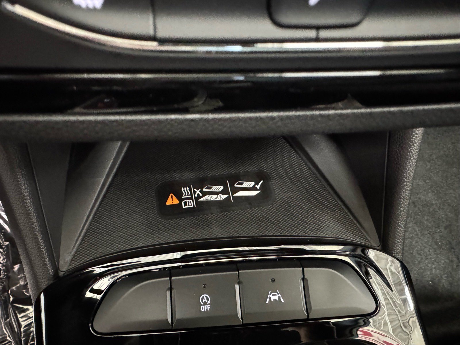 New 2026 Buick Envista Sport Touring w/ Convenience I Package FWD image 24