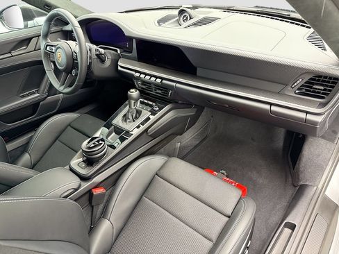 Certified 2026 Porsche 911 GT3 RWD image 20