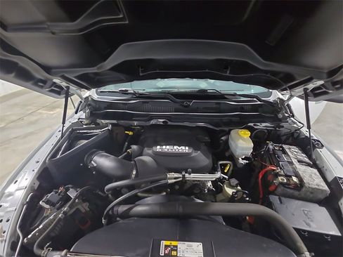 Used 2018 RAM 2500 Power Wagon w/ Leather & Luxury Group image 30