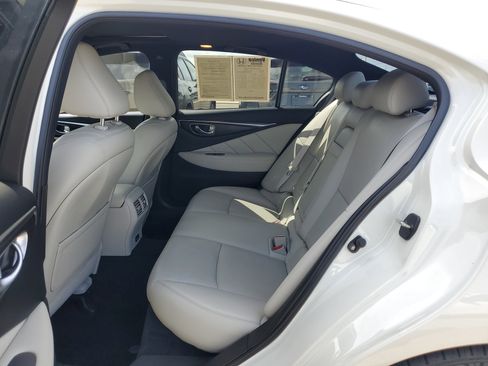 Used 2022 INFINITI Q50 Sensory image 8