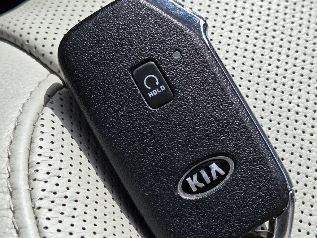 Used 2021 Kia Telluride EX w/ EX Premium Package AWD/4WD image 43