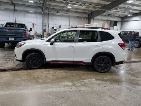Used 2019 Subaru Forester Sport image 5