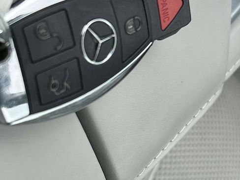 Used 2017 Mercedes-Benz S 550 Sedan image 36