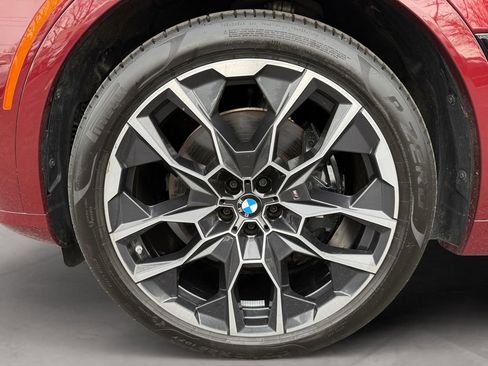 Certified 2025 BMW X7 M60i image 14