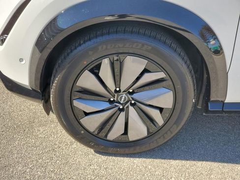 Certified 2024 Nissan Ariya AWD image 10