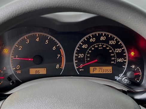 Used 2010 Toyota Corolla LE FWD image 19