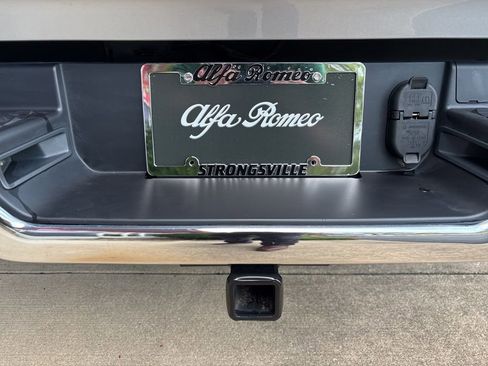 Used 2023 RAM 1500 Laramie image 9