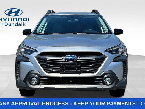 Used 2023 Subaru Outback Premium AWD/4WD image 2