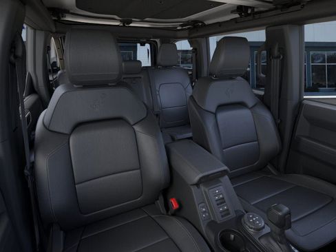 New 2025 Ford Bronco Badlands AWD/4WD image 10